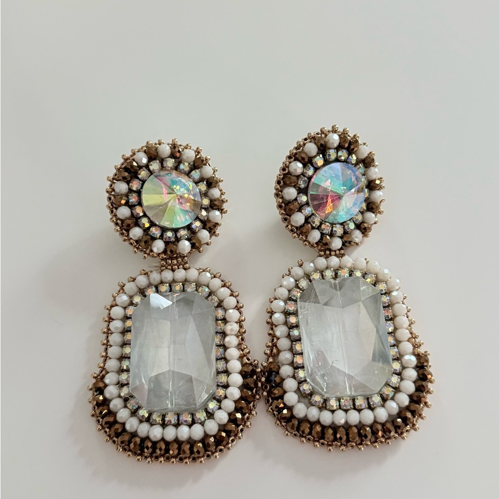 Elegant Crystal and Pearl Drop Earrings
